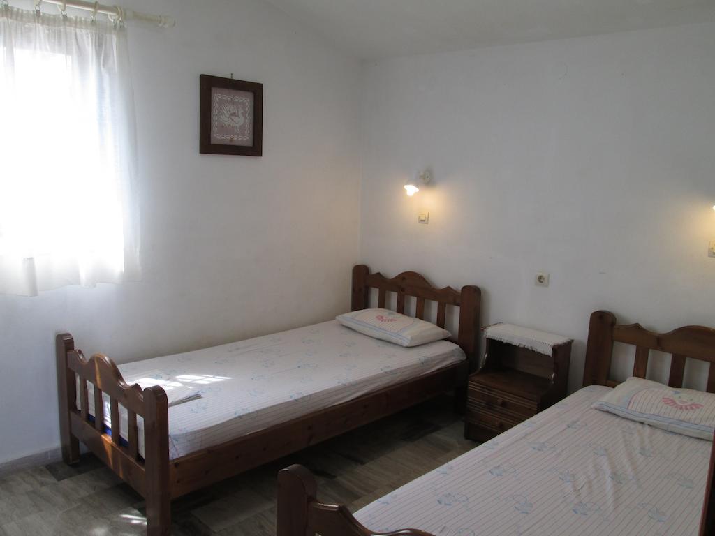 Bio House Apartment Chrani Luaran gambar