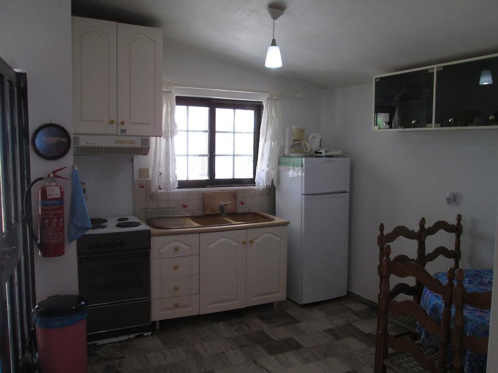 Bio House Apartment Chrani Bilik gambar